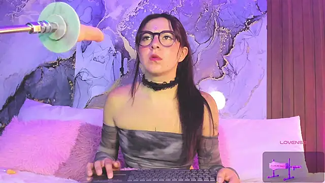 abbycandhy online show from April 2026 08:27:01 PM