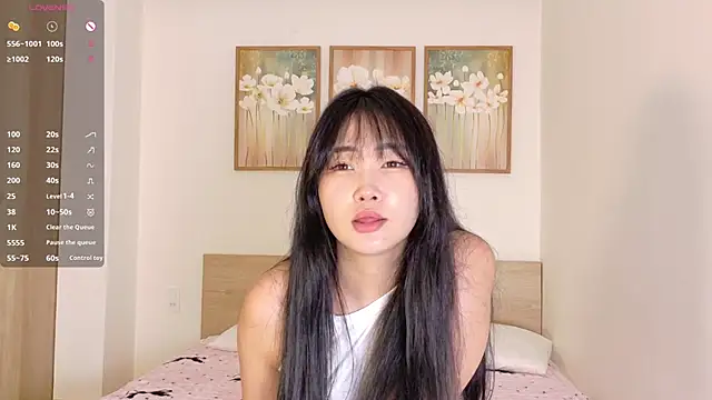 pinkyblooom online show from April 2026 09:05:02 AM