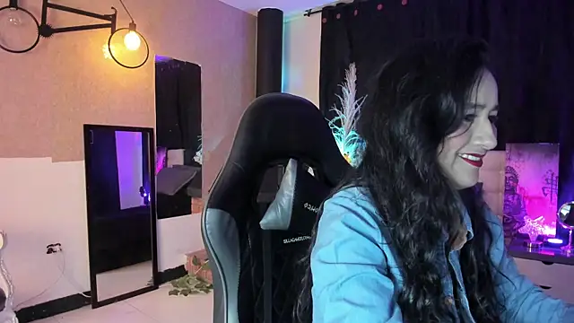 Vicky Angeel online show from May 2026 02:53:01 AM