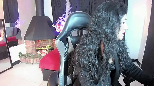 Vicky Angeel online show from May 2026 01:00:02 AM