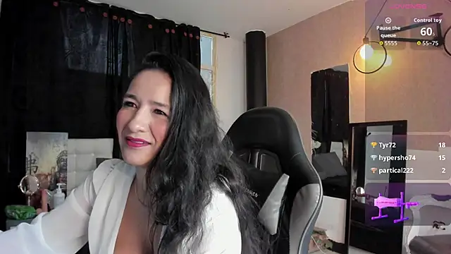 Vicky Angeel online show from June 2026 06:02:02 PM