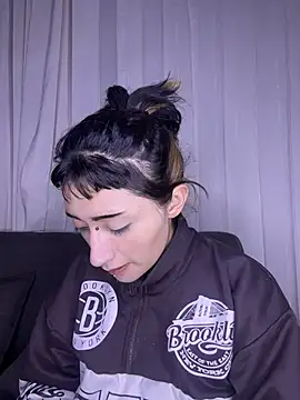 baby akuma online show from April 2026 05:25:01 AM