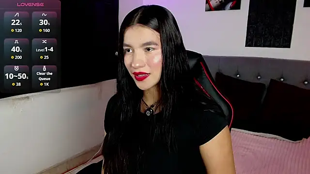 Victoria Rous online show from March 2026 04:43:01 PM