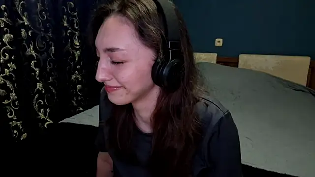 CindyLight online show from April 2026 03:50:02 PM