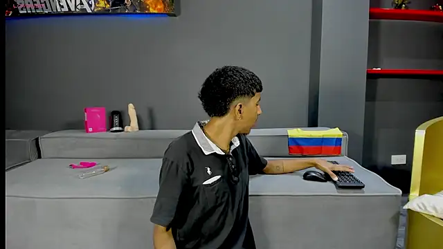 Ender h0tt online show from June 2026 01:27:01 PM