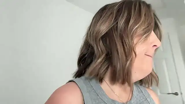 annabellewarick online show from March 2026 11:47:01 AM