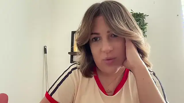 annabellewarick online show from March 2026 11:52:02 AM