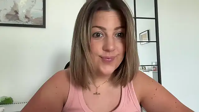 Snapshot of annabellewarick chatting on May 2026 10:11:01 AM annabellewarick online show from May 2026 10:11:01 AM