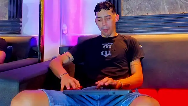 mathewblessed online show from May 2026 07:33:01 PM