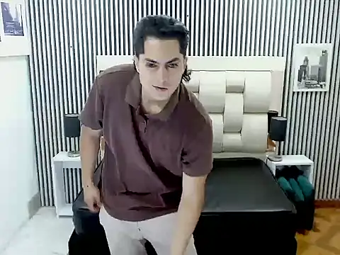 Alex Wolft online show from May 2026 01:31:02 PM