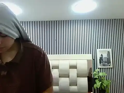 Alex Wolft online show from May 2026 12:31:01 PM