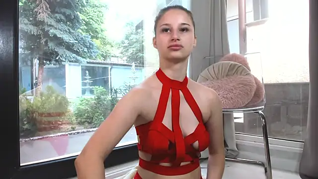 ScarletFlameee online show from July 2026 05:41:02 AM