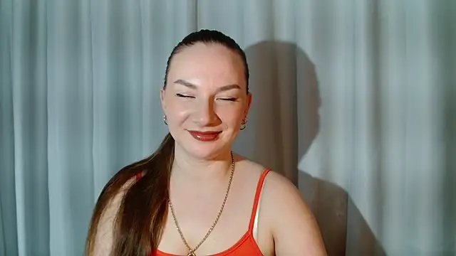 Snapshot of Belle_Fiesta chatting on April 2026 10:00:01 PM Belle Fiesta online show from April 2026 10:00:01 PM