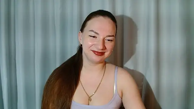 Snapshot of Belle_Fiesta chatting on April 2026 11:41:02 PM Belle Fiesta online show from April 2026 11:41:02 PM