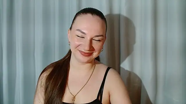 Snapshot of Belle_Fiesta chatting on March 2026 09:38:02 PM Belle Fiesta online show from March 2026 09:38:02 PM