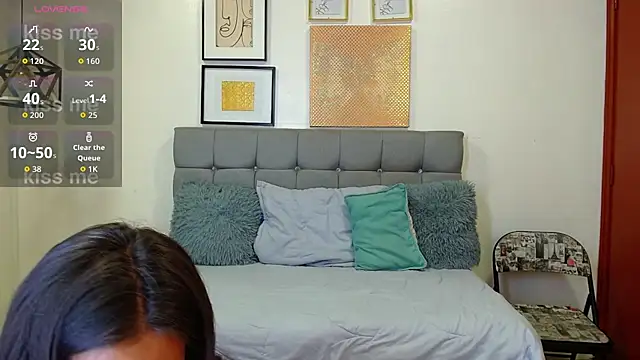 Sharon makelove online show from April 2026 07:18:01 PM