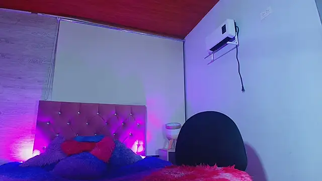 Sary LittleSmiles online show from April 2026 04:13:02 AM