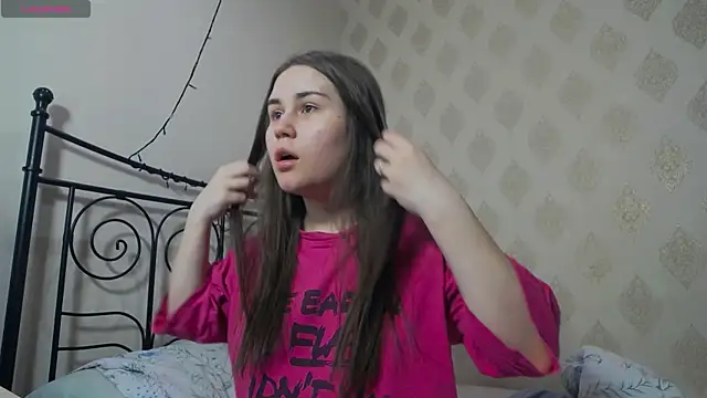 LucyMur online show from April 2026 11:35:02 PM