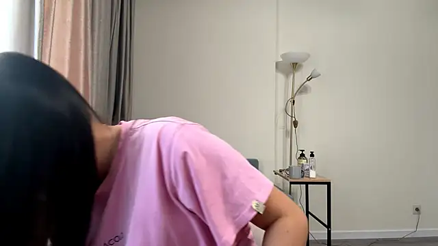 vixy moon online show from April 2026 03:29:01 PM