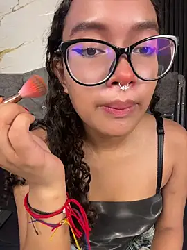 Bunny fire online show from April 2026 07:07:02 PM