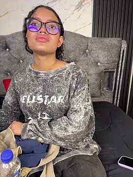 Bunny fire online show from April 2026 07:10:02 PM