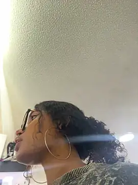 Bunny fire online show from April 2026 06:58:02 PM