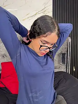 Bunny fire online show from April 2026 07:04:02 PM