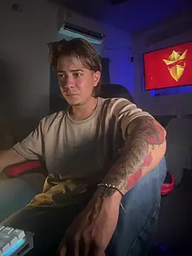 AngelLatinBoy online show from March 2026 09:29:01 PM