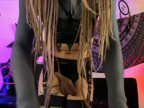 OnixWitch777 online show from April 2026 08:10:02 PM