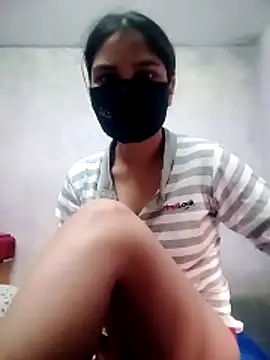 Divya3107 online show from April 2026 03:24:01 AM