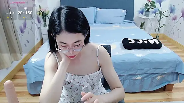 Snapshot of mila-baby-99 chatting on May 2026 01:31:02 AM mila-baby-99 online show from May 2026 01:31:02 AM