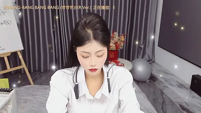 Momolith 616 online show from March 2026 07:52:02 AM