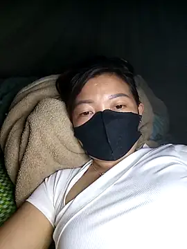 Bling-pusy online show from April 2026 01:23:02 PM