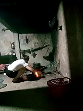 Bling-pusy online show from April 2026 10:27:02 PM