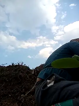 Bling-pusy online show from March 2026 10:28:01 AM