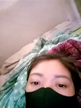 Bling-pusy online show from April 2026 03:24:02 AM