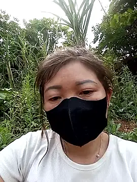 Bling-pusy online show from April 2026 07:14:01 AM