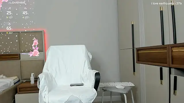 kasumikawa online show from April 2026 12:29:01 AM