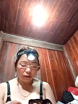 Yellow-pink online show from April 2026 02:11:01 PM