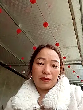 Yellow-pink online show from March 2026 11:11:02 AM