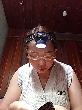 Yellow-pink online show from April 2026 01:34:01 PM