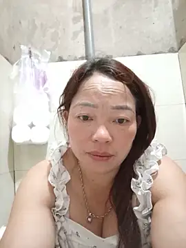 Yellow-pink online show from June 2026 11:24:02 PM