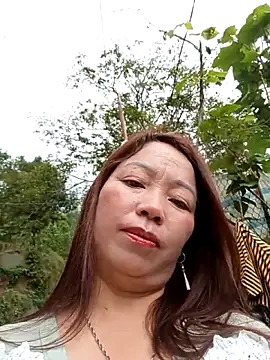 Yellow-pink online show from May 2026 01:08:01 AM