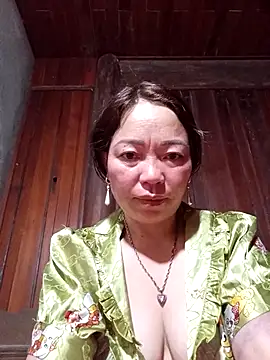 Yellow-pink online show from March 2026 11:07:02 PM