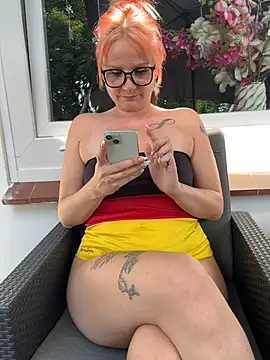 Fiebie licious  online show from June 2026 01:27:01 PM