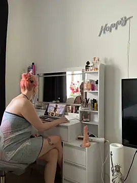 Fiebie licious  online show from June 2026 09:28:02 AM