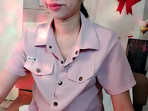 -Tammo- online show from April 2026 08:11:01 PM