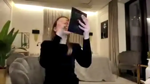 Cherry Sin online show from March 2026 04:44:01 PM