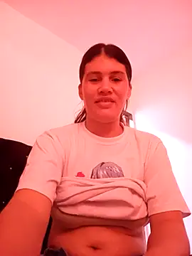 Snapshot of sexy_bella_20 chatting on March 2026 01:14:02 PM sexy bella 20 online show from March 2026 01:14:02 PM