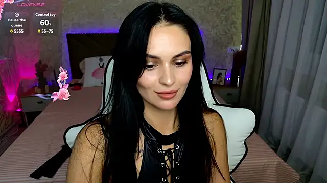 MilaaSweety online show from June 2026 08:03:02 PM